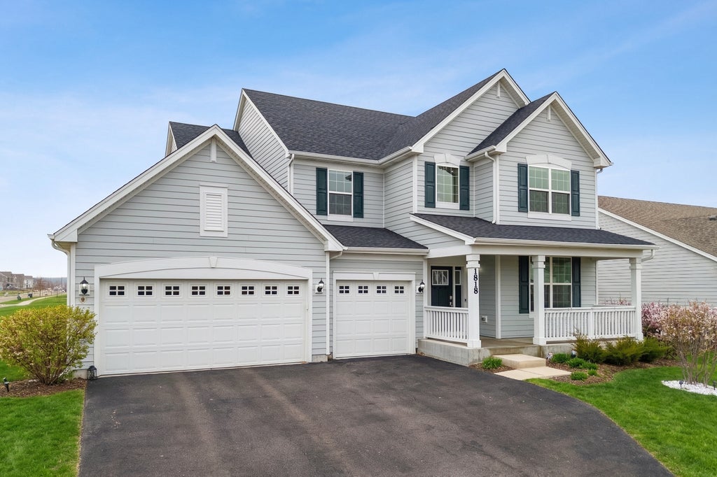 1818 Chandolin Court, Elgin