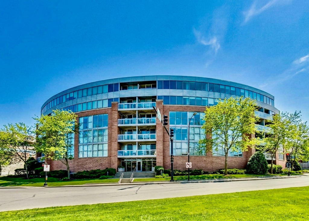 1228 Emerson Street 304, Evanston, 60201