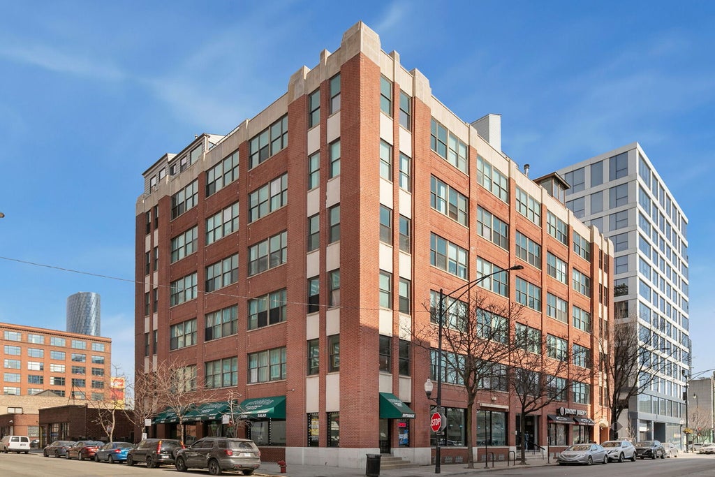 812 West Van Buren Street 5a, Chicago, 60607