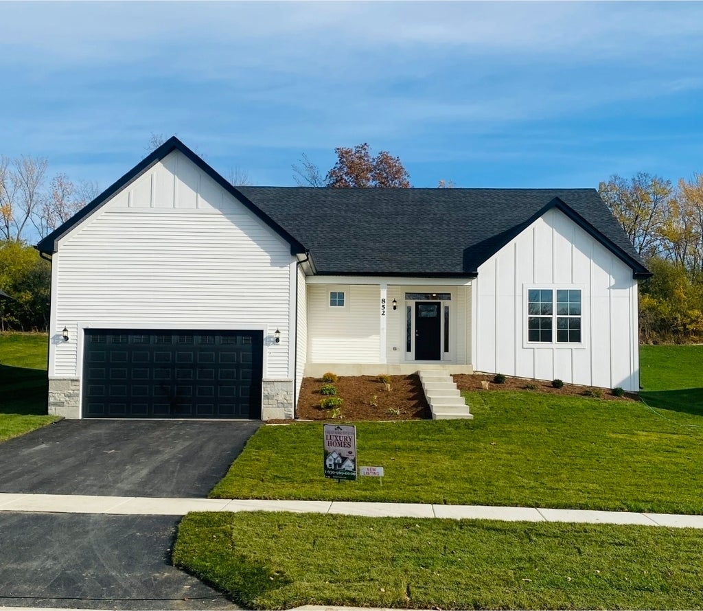 852 Timber Oak Lane, Yorkville