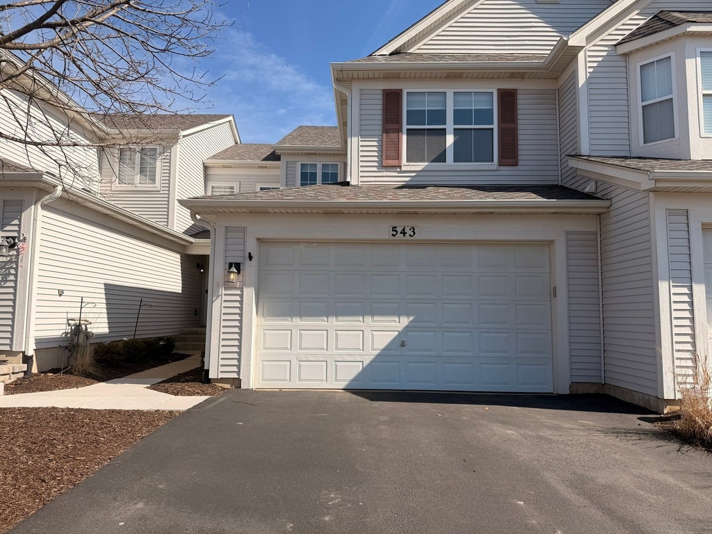 543 Peregrine Parkway, Bartlett