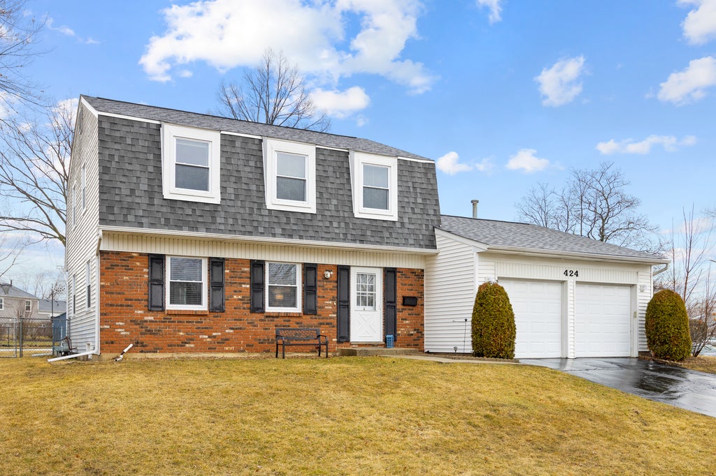 424 North Salem Drive, Schaumburg