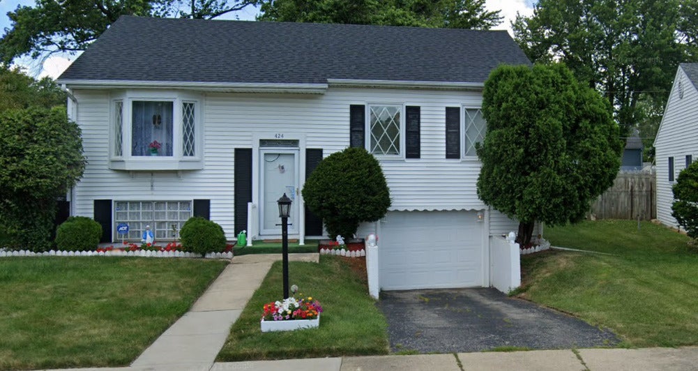 424 Mark Avenue, Glendale Heights