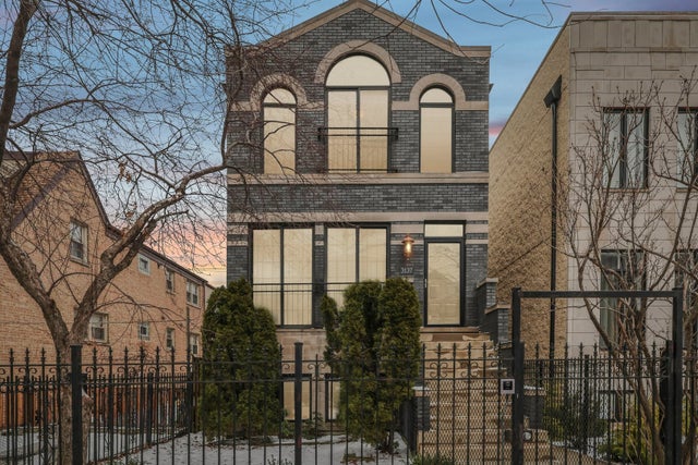 3137 North Spaulding Avenue, Chicago