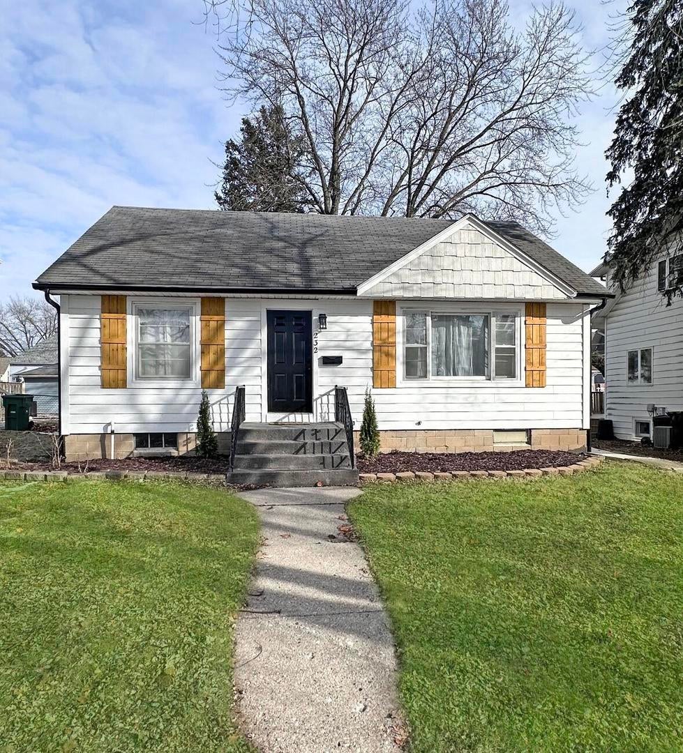 232 South Genoa Street, Genoa