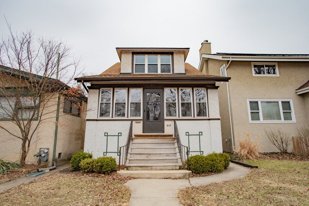 837 South Lombard Avenue, Oak Park, 60304