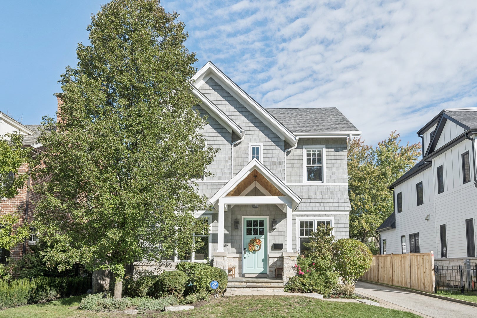 Photo of Listing #12585208