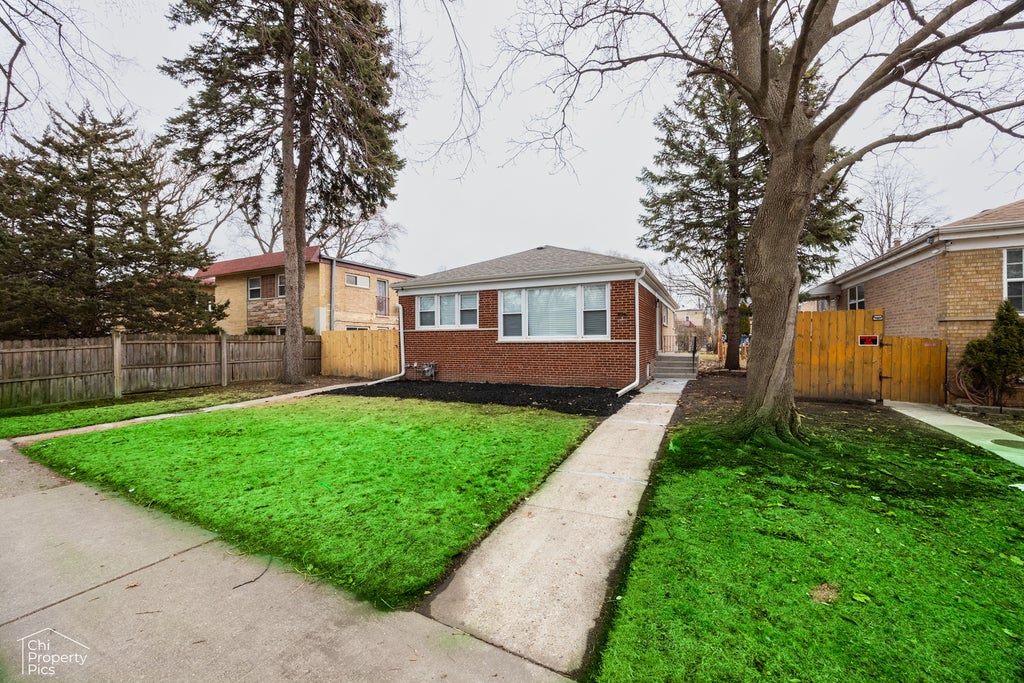 1017 Dodge Avenue, Evanston, 60202