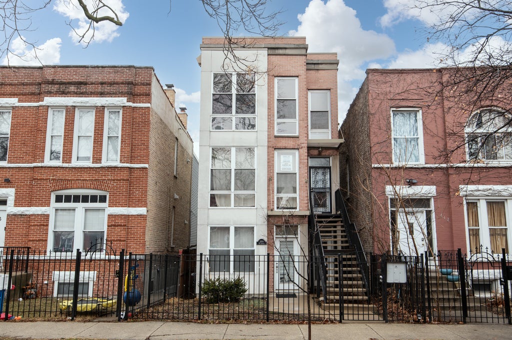3414 West Le Moyne Street 3, Chicago, 60651