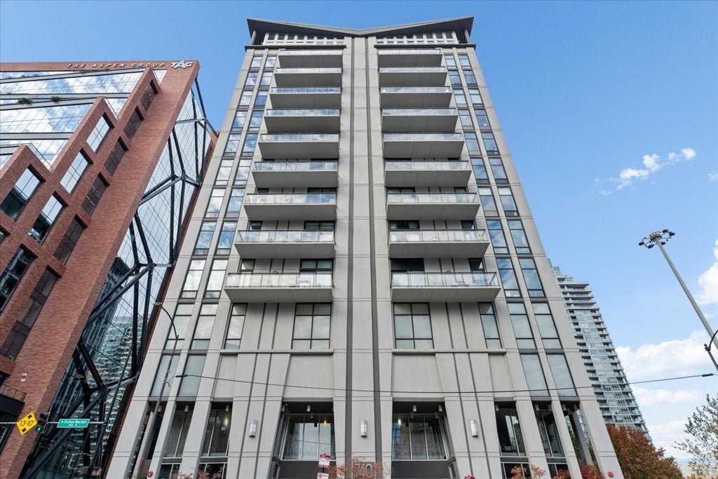 740 West Fulton Street 503, Chicago, 60661