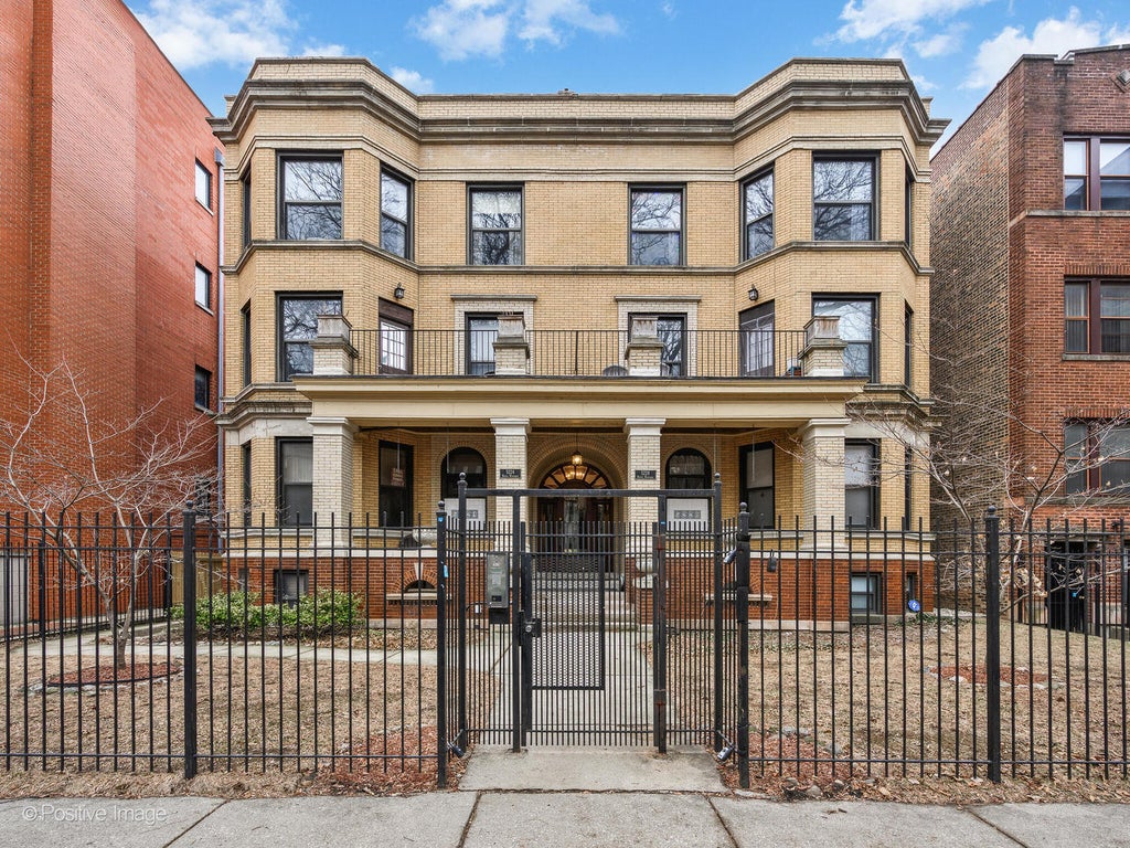 5224 North Winthrop Avenue 1c, Chicago, 60640
