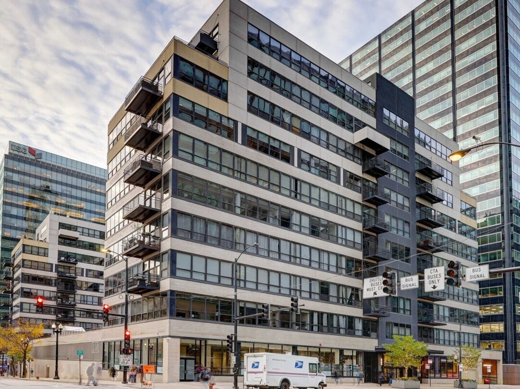 130 South Canal Street 9f, Chicago, 60606