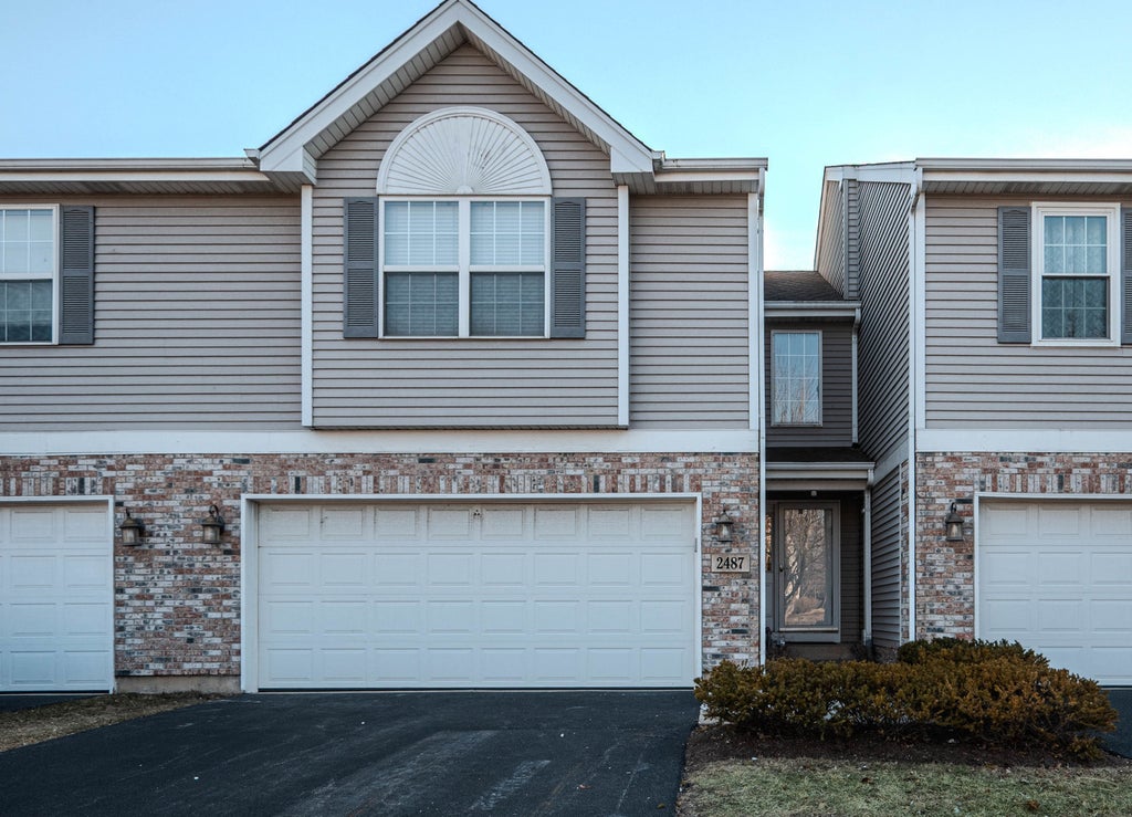 2487 Amber Lane, Elgin