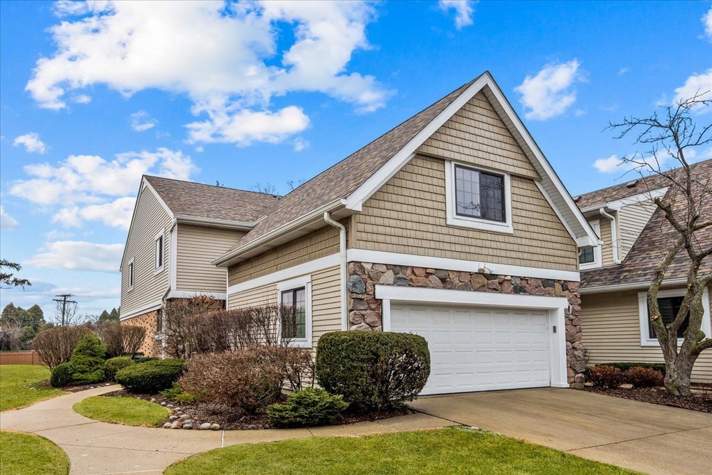 2533 Windsor Lane, Northbrook, 60062
