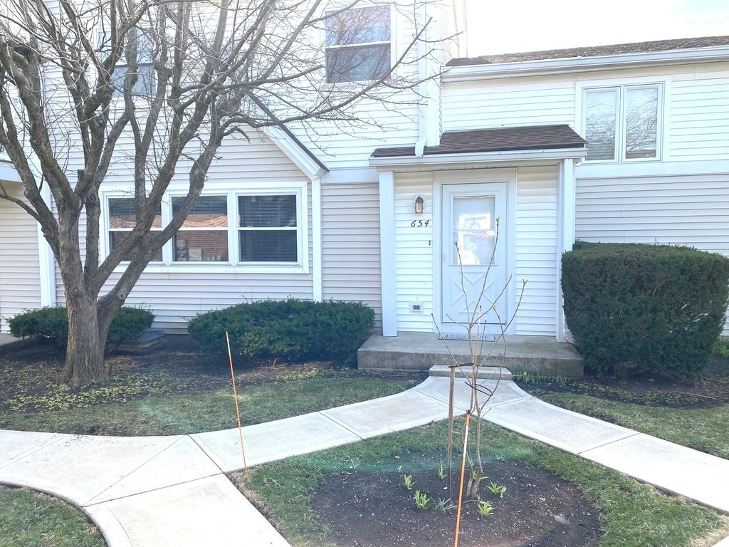 654 Inverrary Lane, Deerfield, 60015