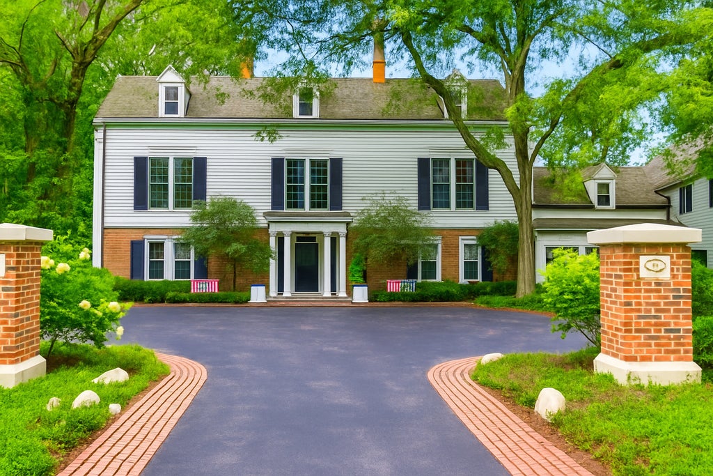 62 Woodley Road, Winnetka, 60093