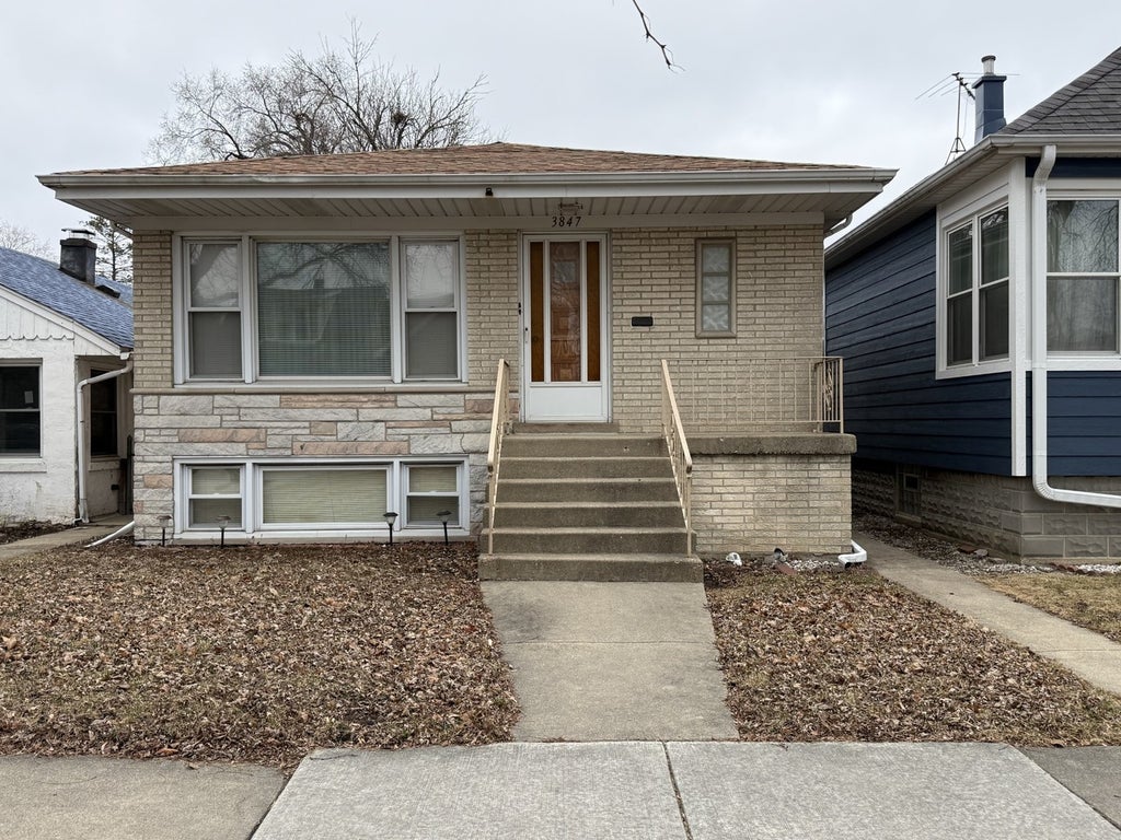 3847 North Oketo Avenue, Chicago