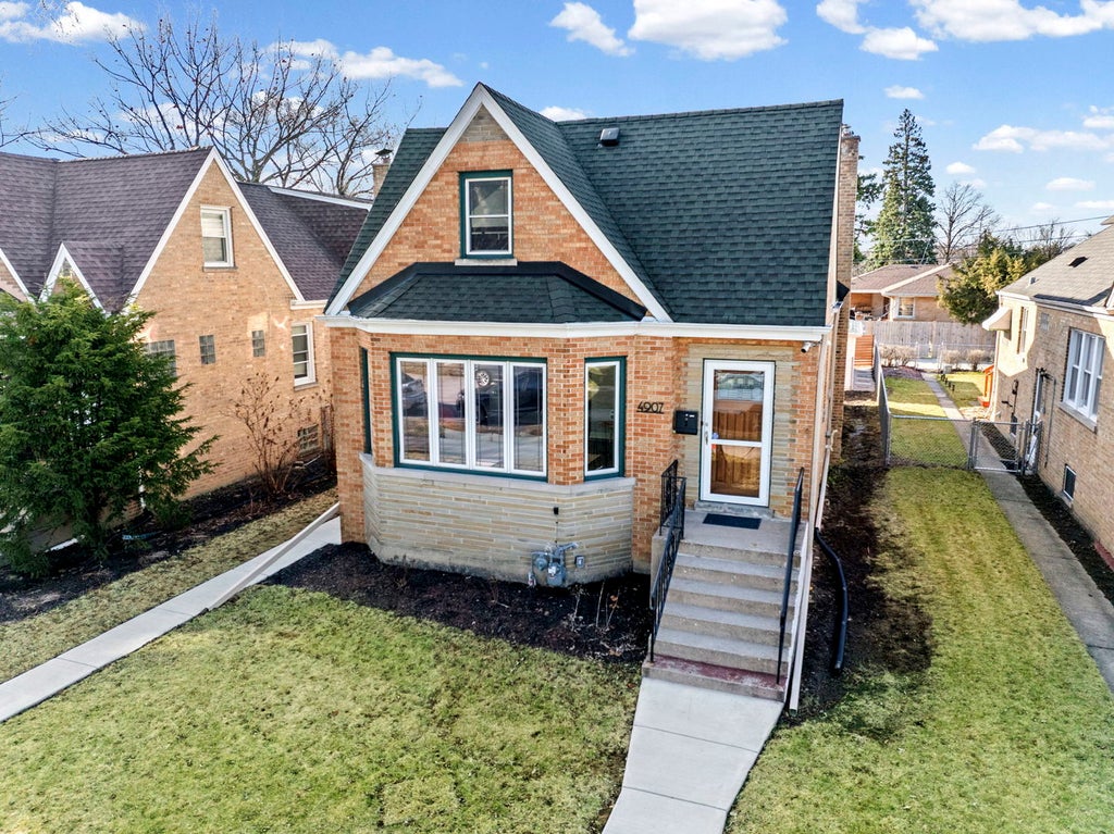 4907 Sherwin Avenue, Skokie, 60077