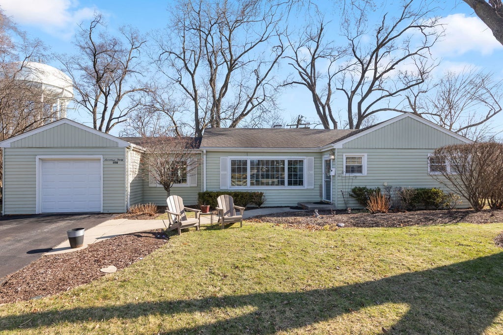 1730 George Court, Glenview, 60025
