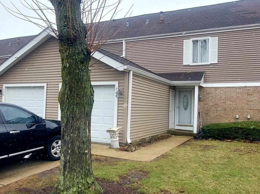 728 Haddam Way, Hanover Park