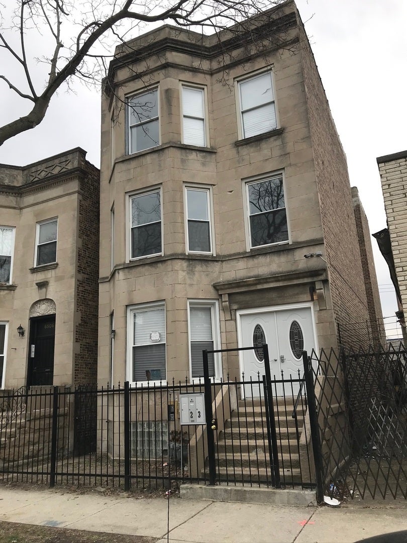 6504 South Maryland Avenue, Chicago, 60637