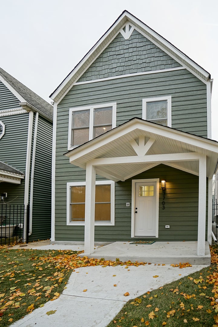 3703 West Palmer Street, Chicago, 60647