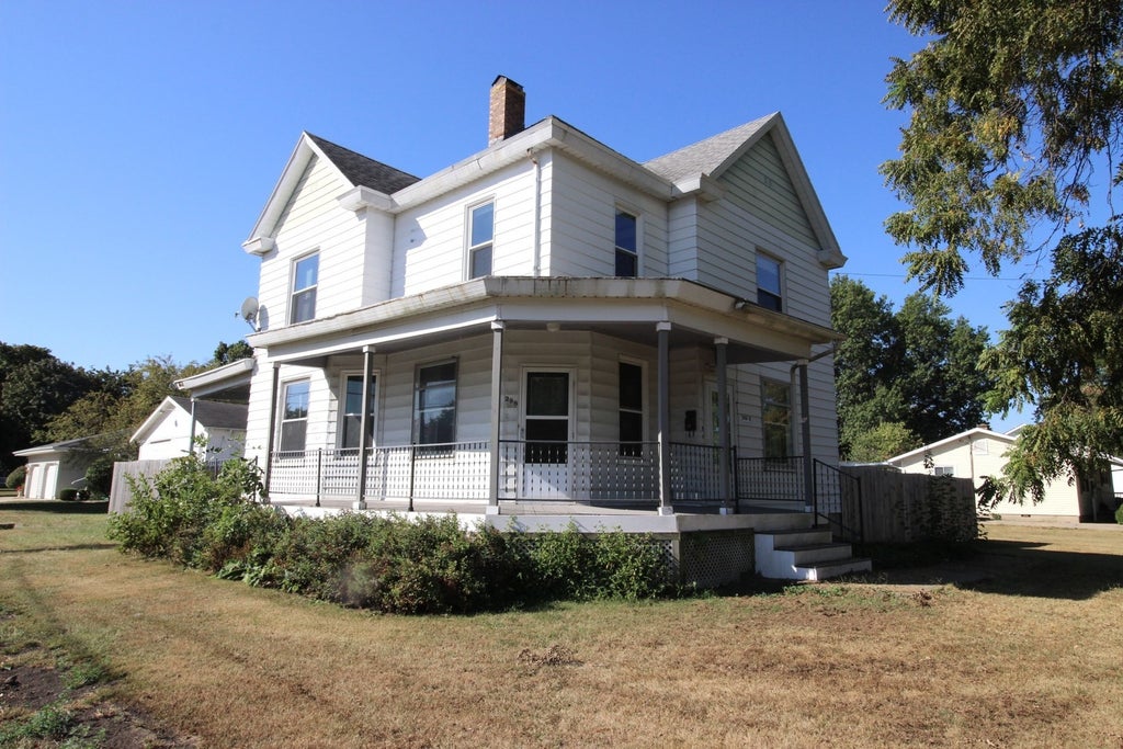 298 North Adams Street, El Paso