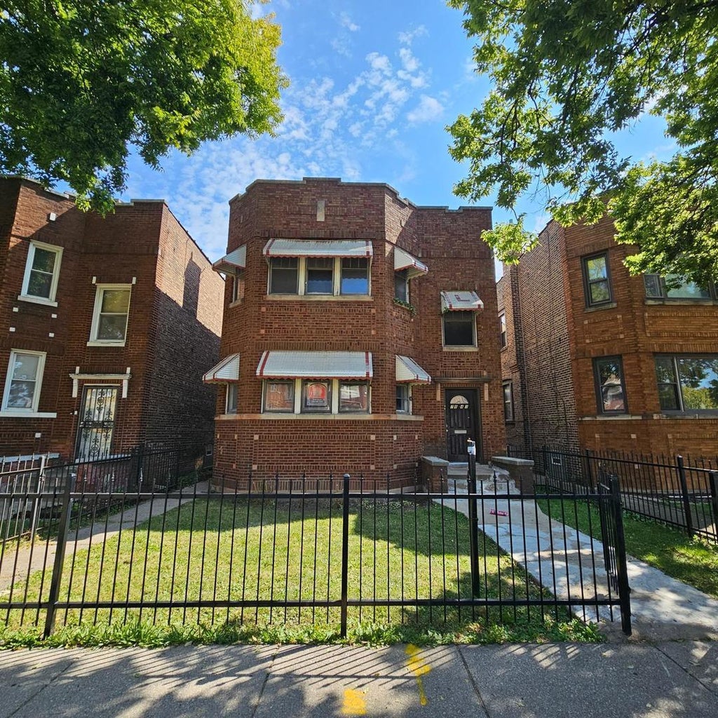 7843 South Honore Street, Chicago