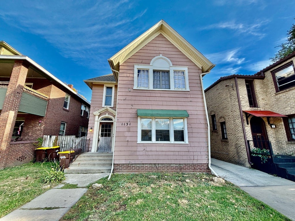 1131 North Main Street, Rockford