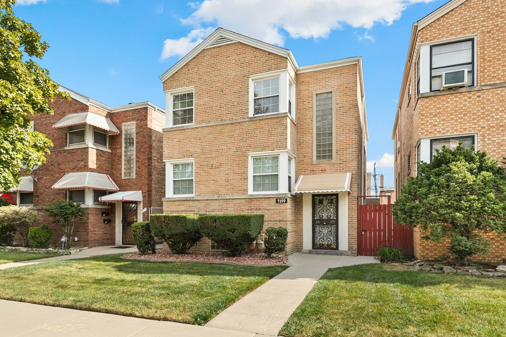 7319 South Campbell Avenue, Chicago, 60629