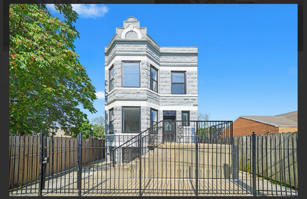 322 South Kostner Avenue, Chicago