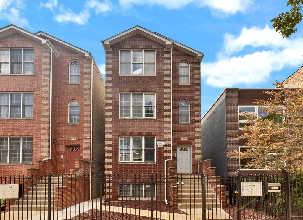 1446 North Campbell Avenue, Chicago, 60622