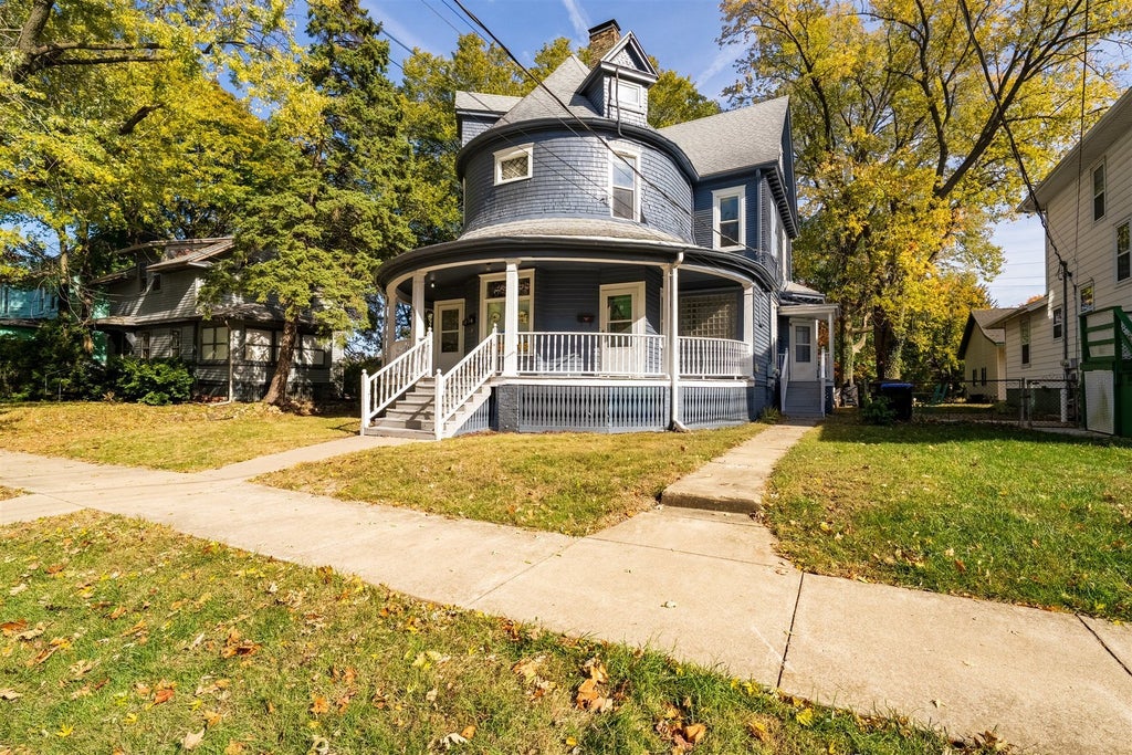 905 Elder Street, Bloomington