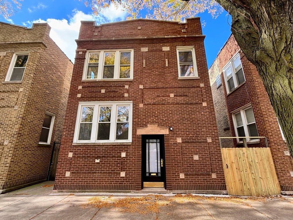 4148 North Richmond Street, Chicago, 60618