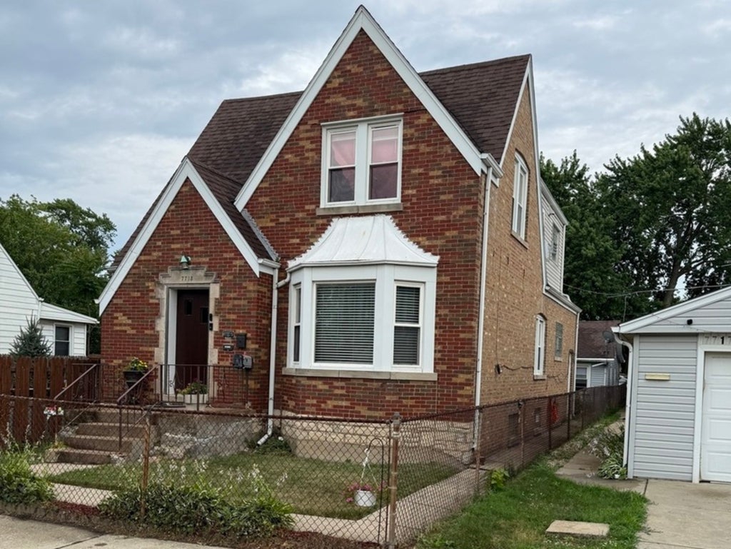 7713 West Forest Preserve Avenue, Chicago, 60634