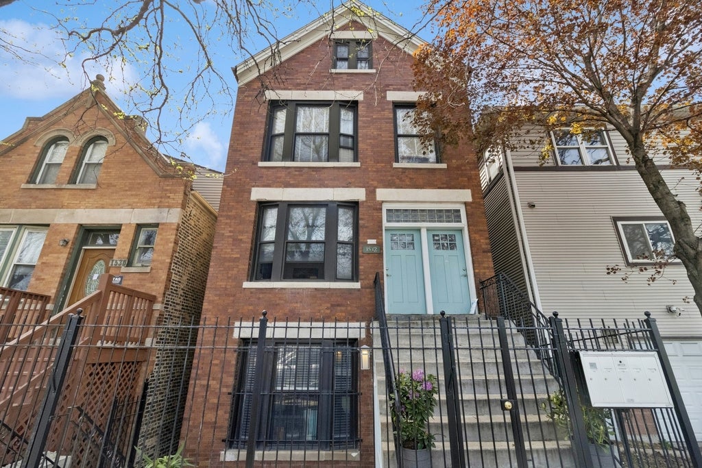 1532 North Greenview Avenue, Chicago, 60642
