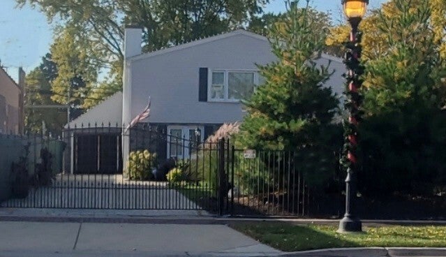 8211 West Grand Avenue, River Grove