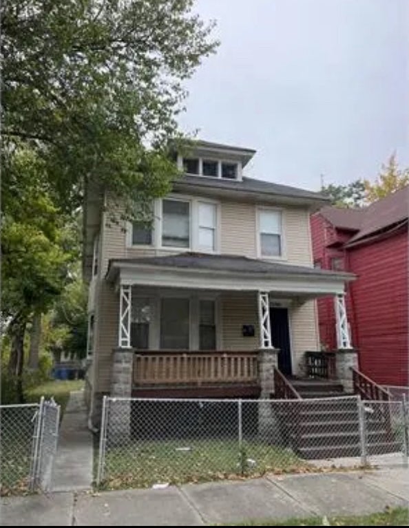 11740 South La Salle Street, Chicago