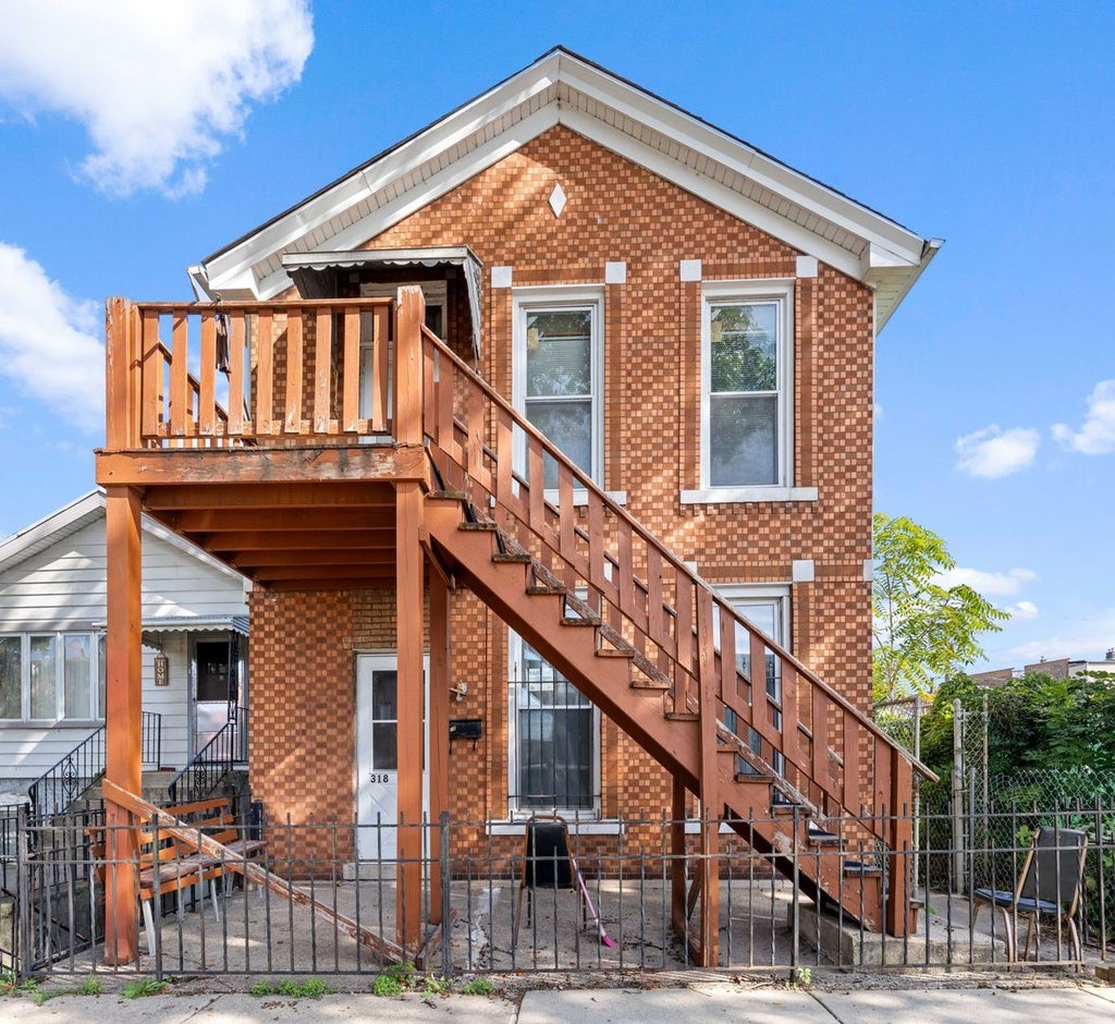 318 West 24th Place, Chicago, 60616