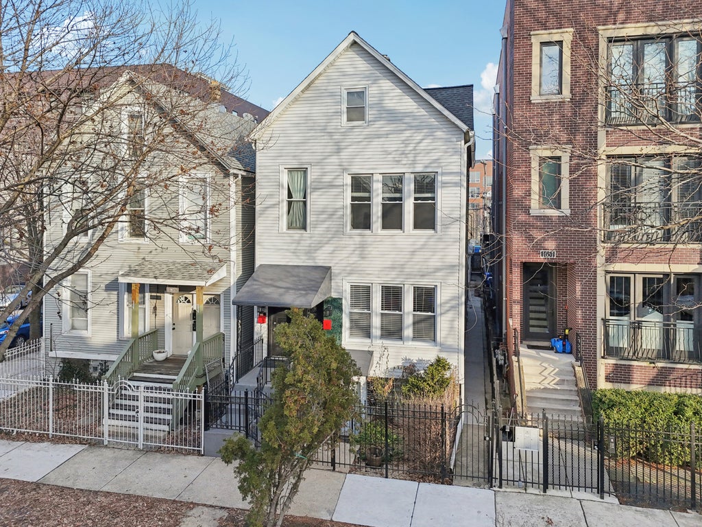 1655 North Artesian Avenue, Chicago, 60647