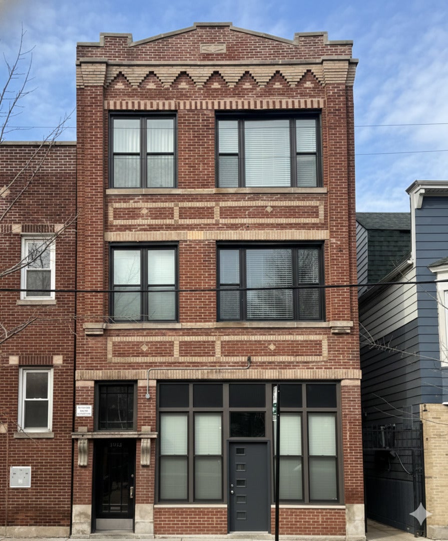 3912 North Ashland Avenue, Chicago, 60613