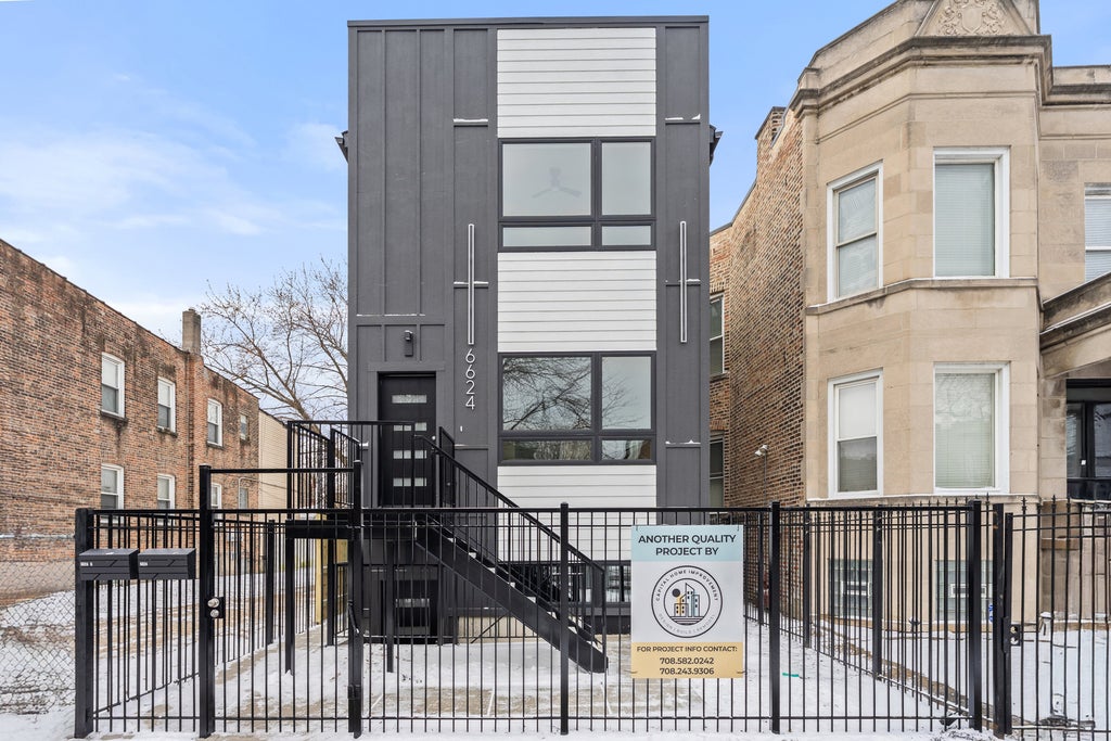 6624 South Champlain Avenue, Chicago