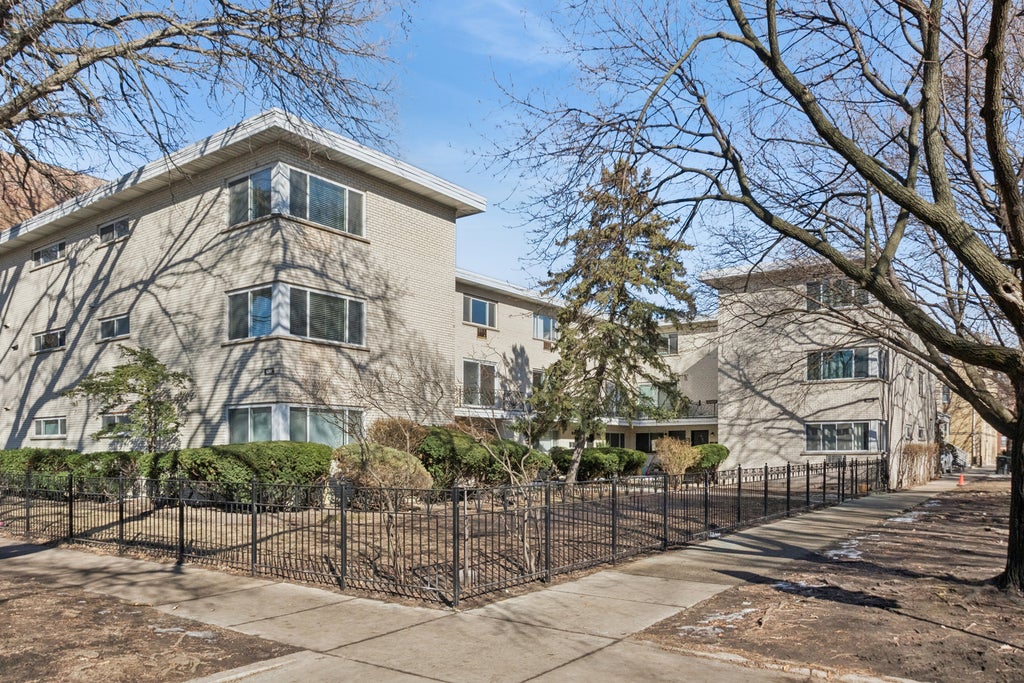 4201 North Paulina Street, Chicago, 60613