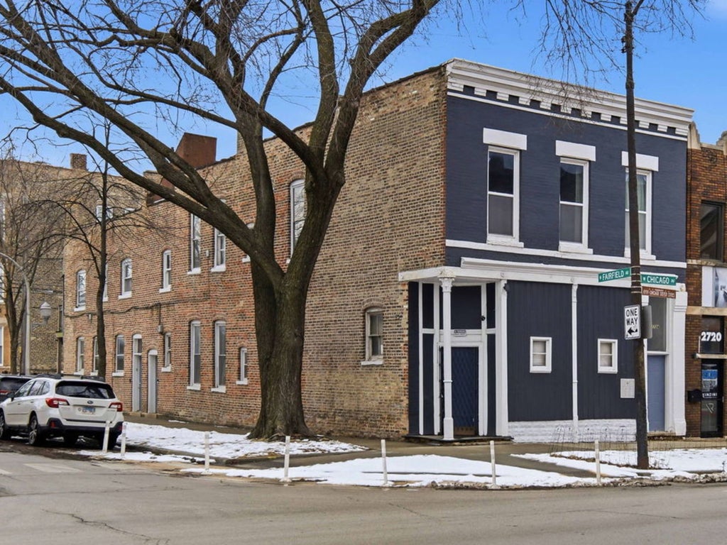 2724 West Chicago Avenue, Chicago, 60622