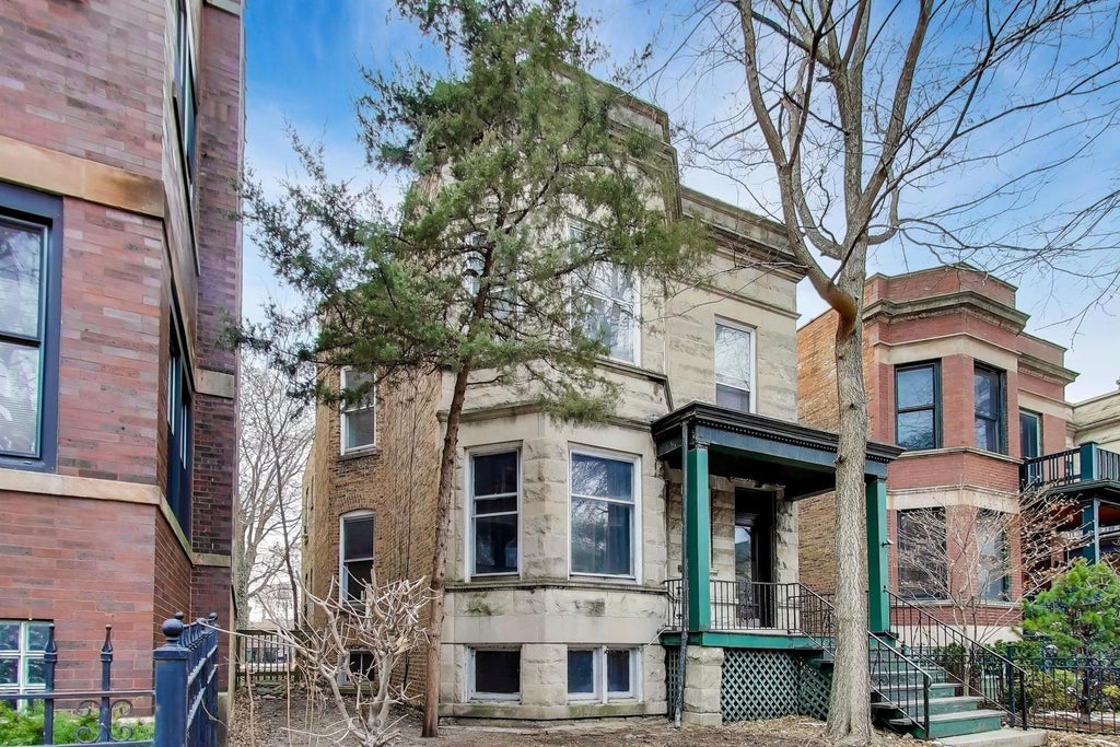 5210 North Glenwood Avenue, Chicago, 60640