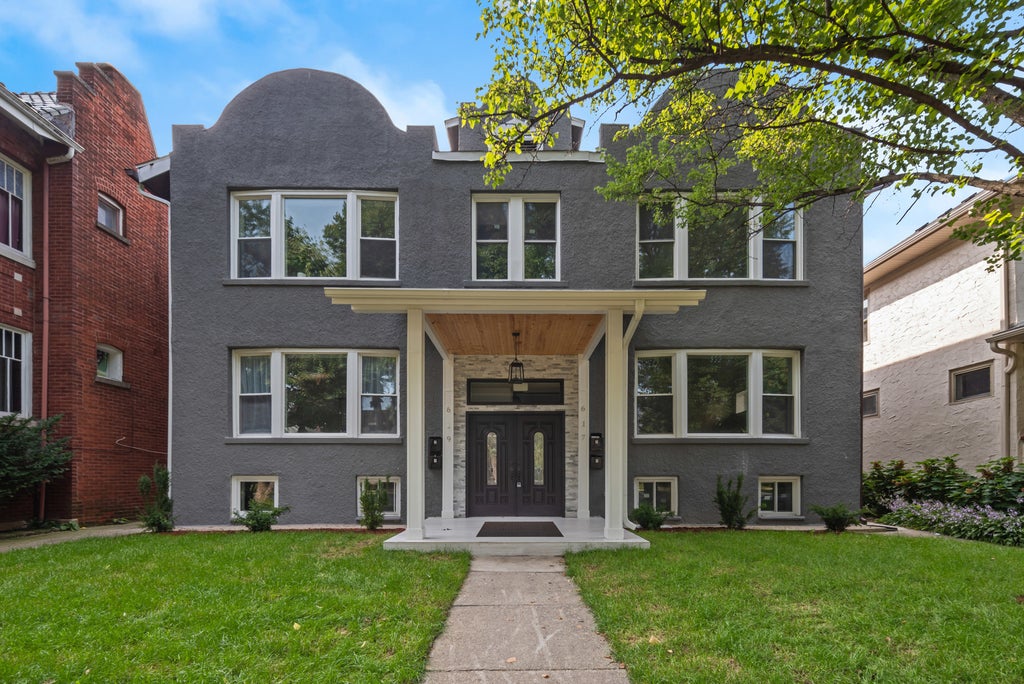 617 South Lombard Avenue, Oak Park, 60302