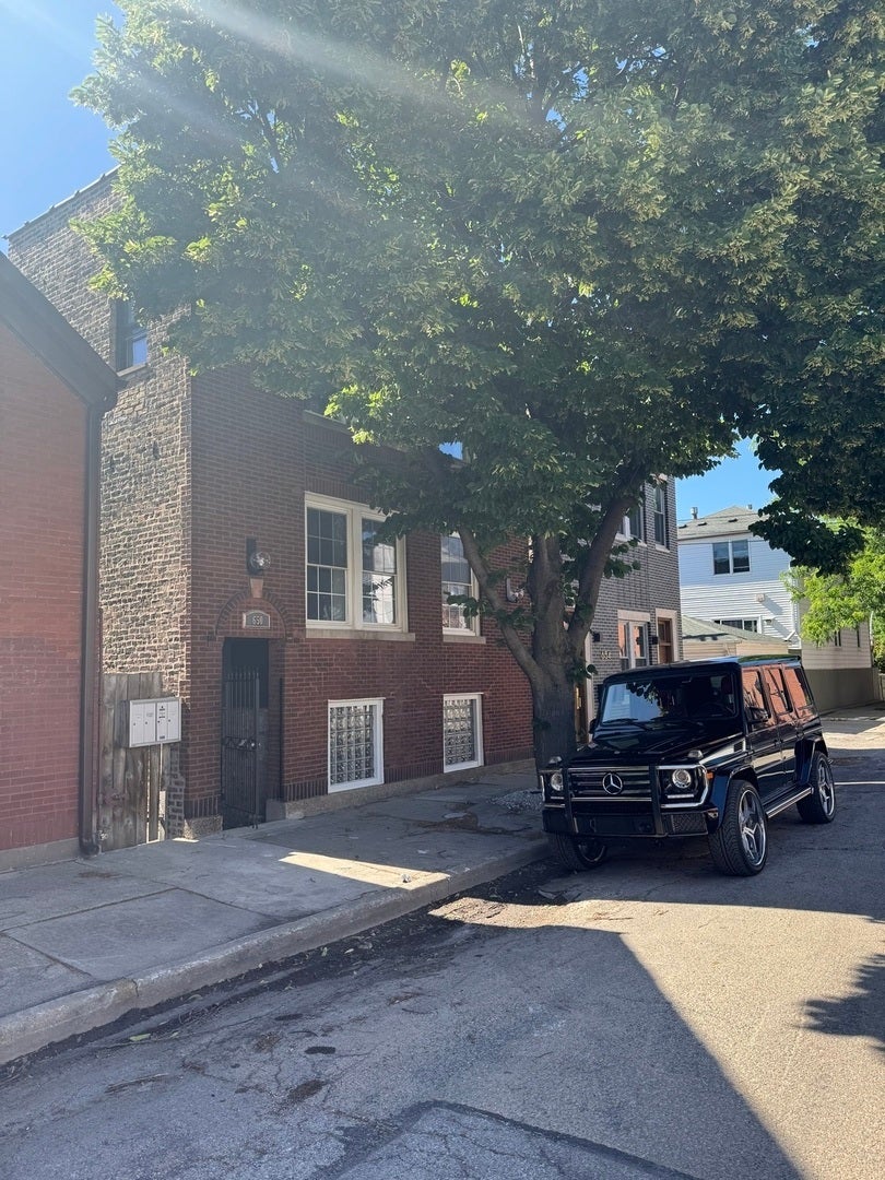 650 North Talman Avenue 1r, Chicago, 60612