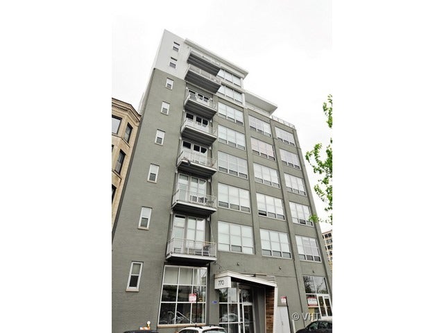 770 West Gladys Avenue 304, Chicago, 60661