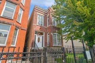2420 West Polk Street 1, Chicago, 60612