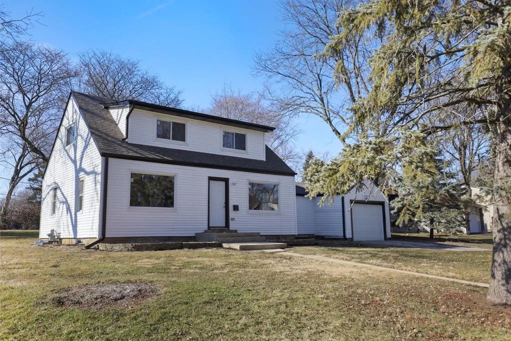 1s480 Monterey Avenue, Oakbrook Terrace